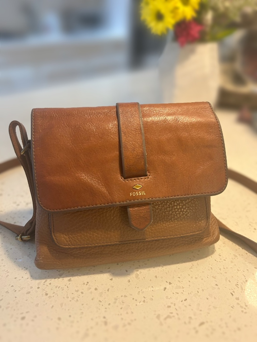 Fossil Leather Crossbody Boho Purse Cognac Color with Adjustable Strap. - Picture 3 of 5